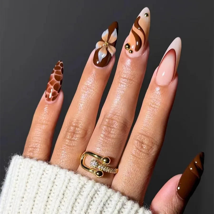 

24PCS Autumn Brown Gradient French Stick on Nails 3D Carved Flower Lines Patterns False Nails Winter Almond Fake Nails for Women