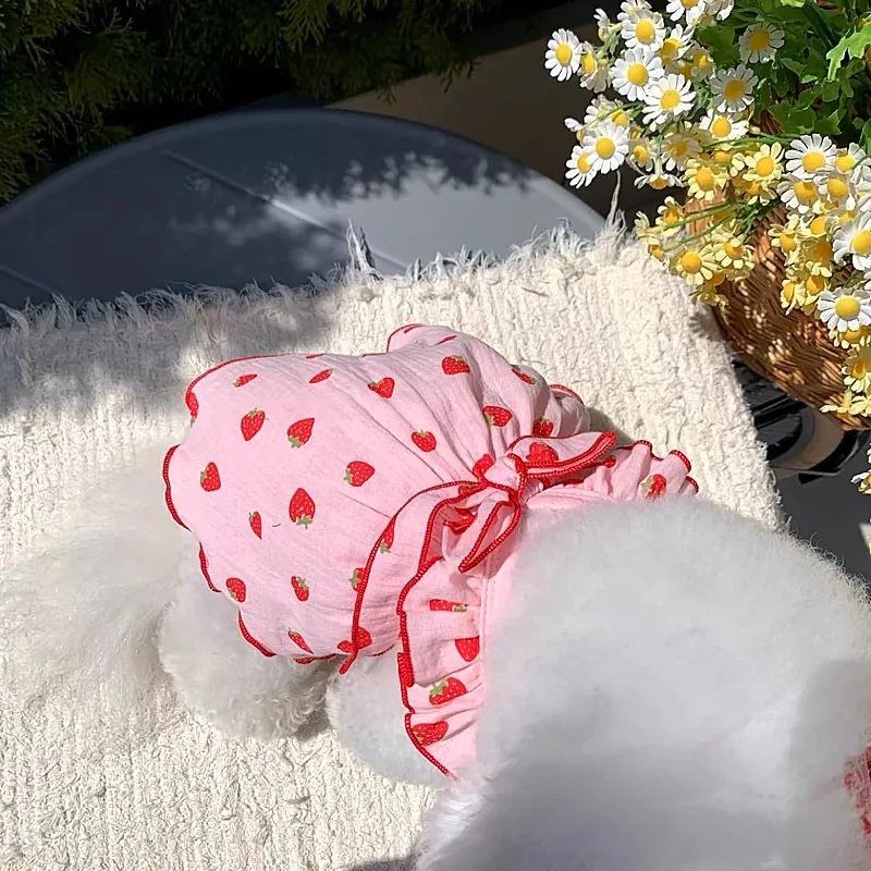 Strawberry Print Pet Dog Dress 2024 Dog Clothes Cute Bow Summer Puppy Costume Chihuahua French Bulldog Clothing Cat Dog Swimsuit