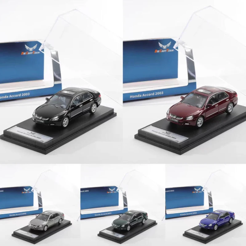 

DCT 1:64 Accord Generation 7, модель автомобиля из сплава, статическая коллекция, украшенные праздничными подарками, игрушки