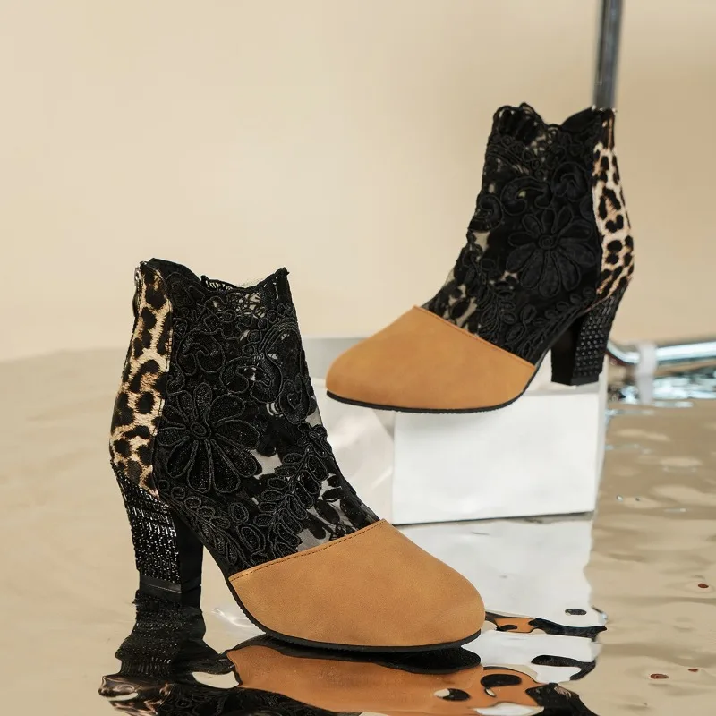 

High Heeled Bare Boots Fashion Round Toe Suede Paneled Lace Rear Zipper Non-Slip Wear-Resistant Block Heel Shoes