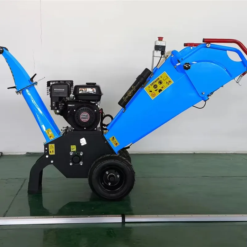 

6.5 horsepower engine wood chipper grinder