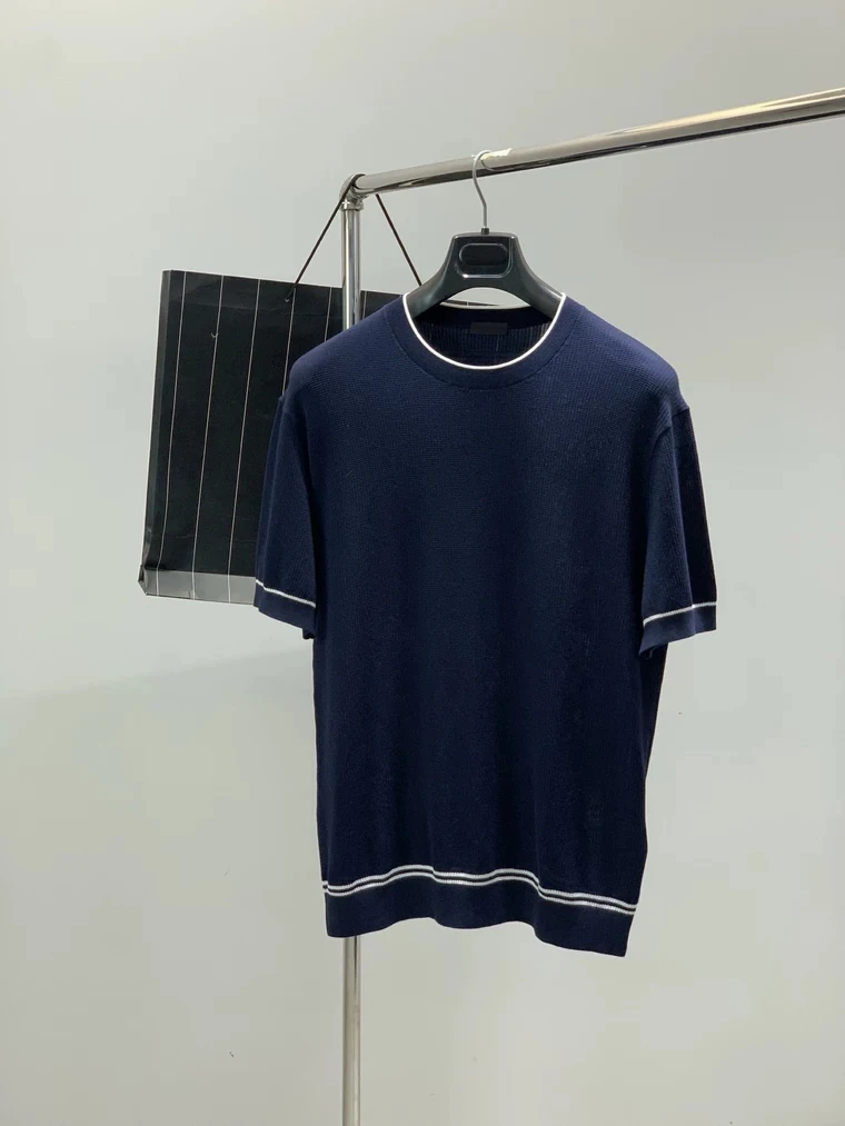 

Italian Style Men's Summer Striped Knitted Short Sleeve T-Shirt Fashion Business Silk T-Shirt round Neck Easy to Wear