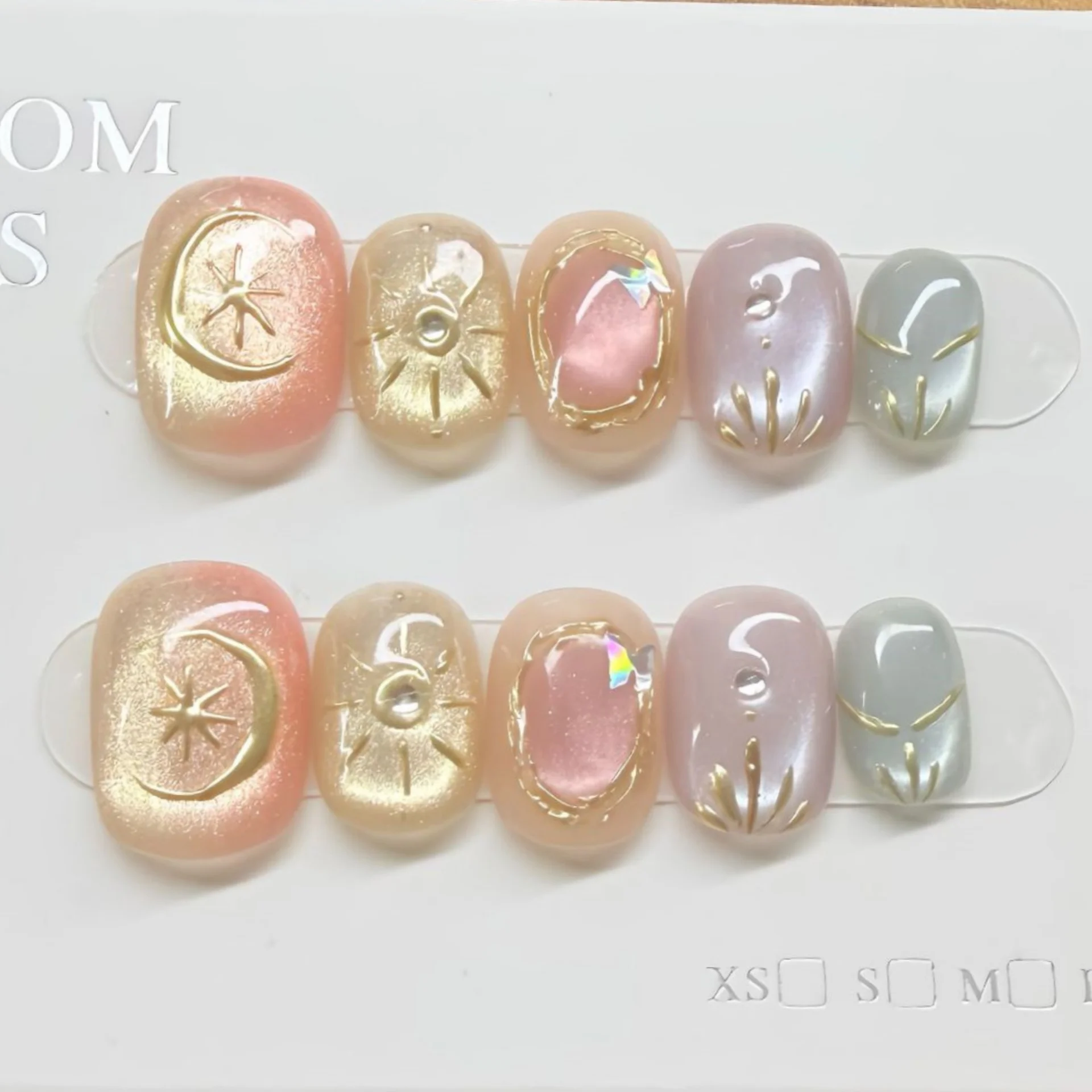 

10pcs Cat's Eye Handmade Nails Sets Press on Colorful Nails Tips Short Square Round False Nail Art Star Moon Design Fake Nail