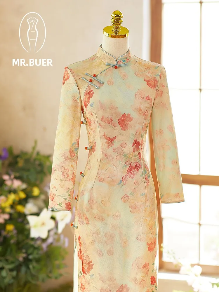 

Новая зимняя длинная китайская национальная мантия в стиле флага, теплая, на флисовой подкладке, однотонная, средней длины, подходит для офиса.