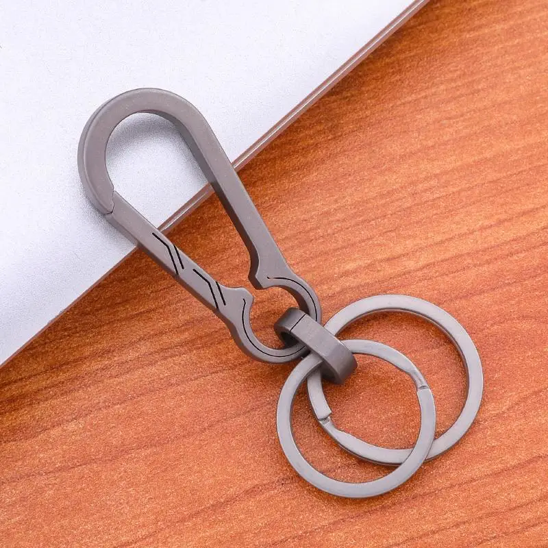 

Titanium Alloy Keychain Durable and Sturdy Lightweight Fashion Men's Car Hanging Buckle Key Ring Vachette Clasp Multi-Function