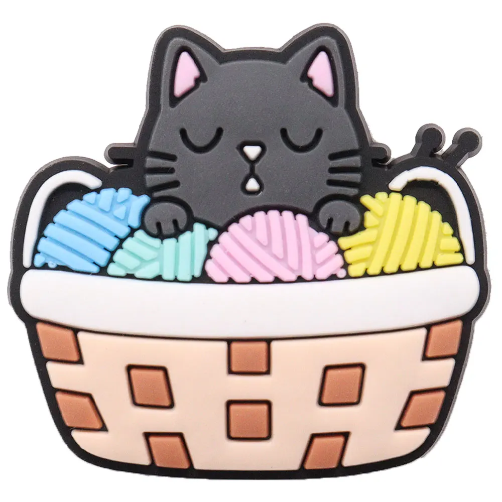 1-17PCS PVC Kawaii Tier Katze Mama Sandale Schuh Dekoration Schnalle Charms Fit Armbänder Loch Slipper Zubehör kind Weihnachten Geschenk