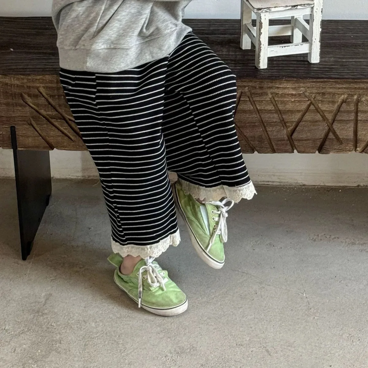 Korean girls' cute lace striped wide leg pants Spring and Autumn new children's casual straight leg pants