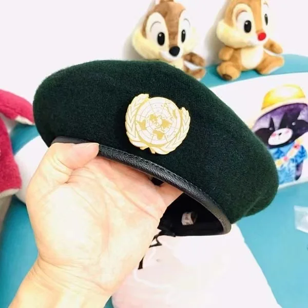 UN BLUE BERET United Nations Peacekeeping Force Cap Hat With UN Badge Cockade Souvenir Game Cosplay Costume Prop