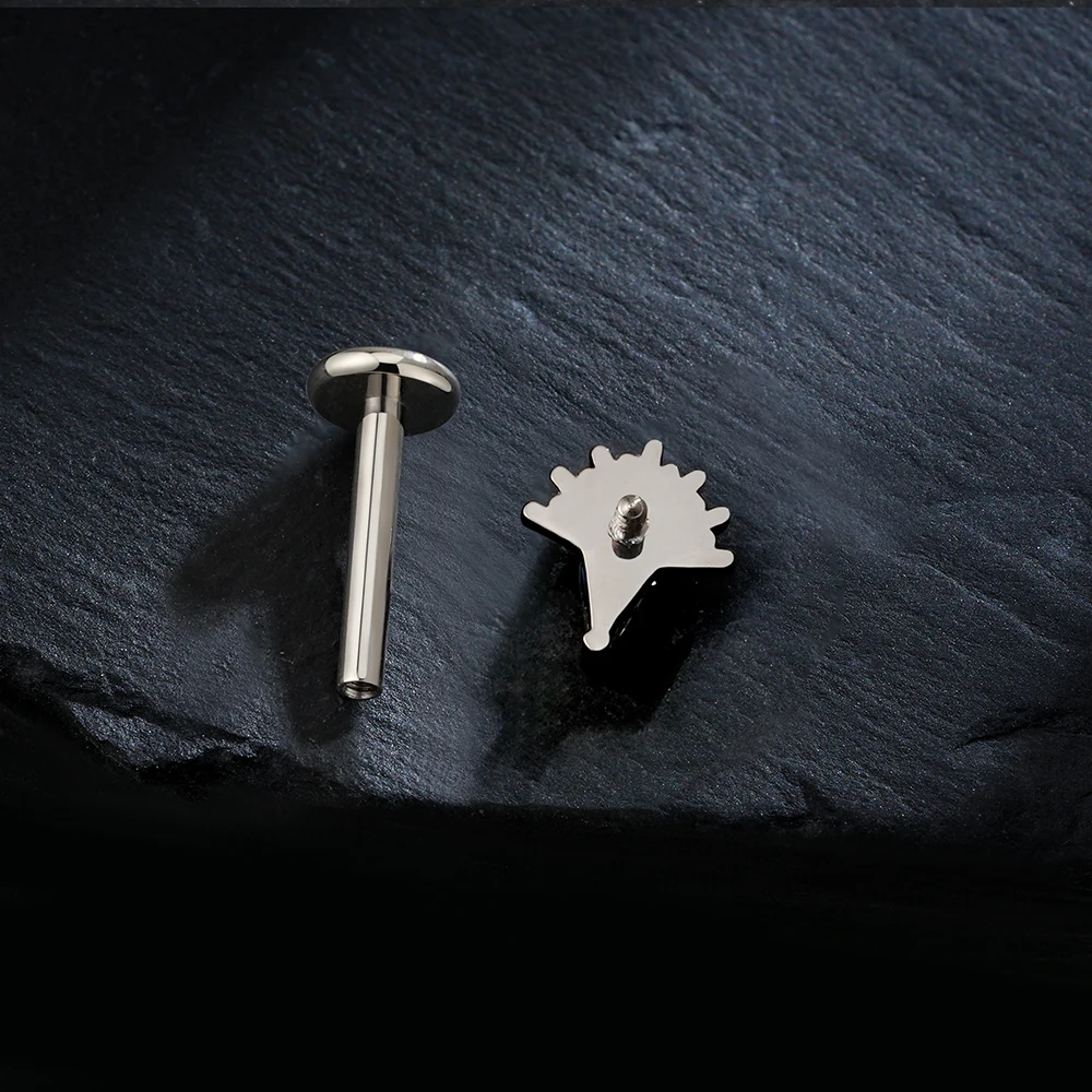 Right Grand ASTM F136 Titanium Kite CZ Cartilage Piercing Rhombus Garnet and Black CZ Helix Stud Conch Tragus Earring Flat Back Labret Stud Piercing Jewelry