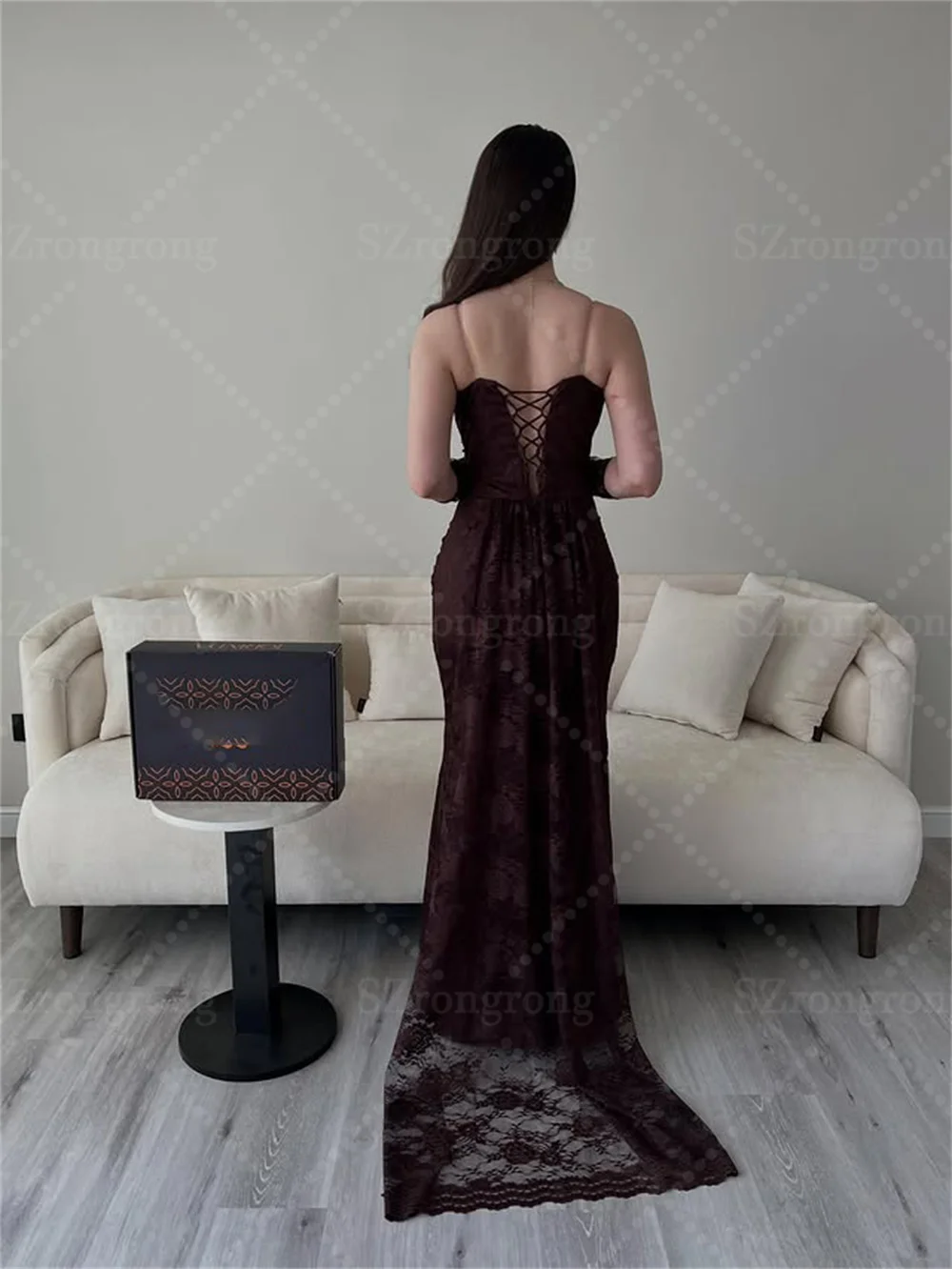 فستان سهرة فاخر مصنوع حسب الطلب بياقة قارب من الدانتيل مطرز بالخرز وأربطة من الخلف فستان ماكسي بطول مطوي للحفلات الراقصة مع قطار #5