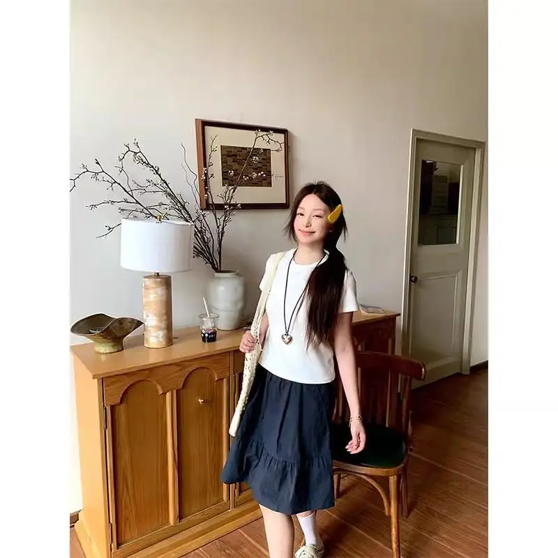 กระโปรงทรงเอ สไตล์ลำลอง แฟชั่นฤดูร้อน 2025 สำหรับผู้หญิง สีกากี ผ้าโพลีเอสเตอร์ สีพื้น คอลเลคชั่นฤดูใบไม้ผลิ