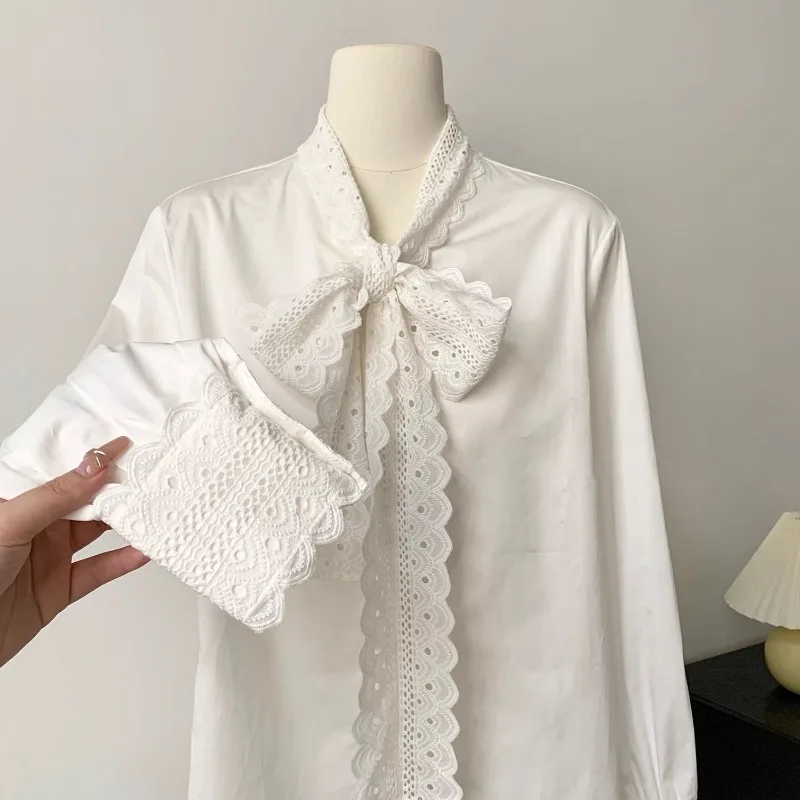 

Fashion All-match White Shirts Women Elegant Sweet Bow Blusas Mujer De Moda 2025 New Loose Tops Mujer Shirts & Blouses