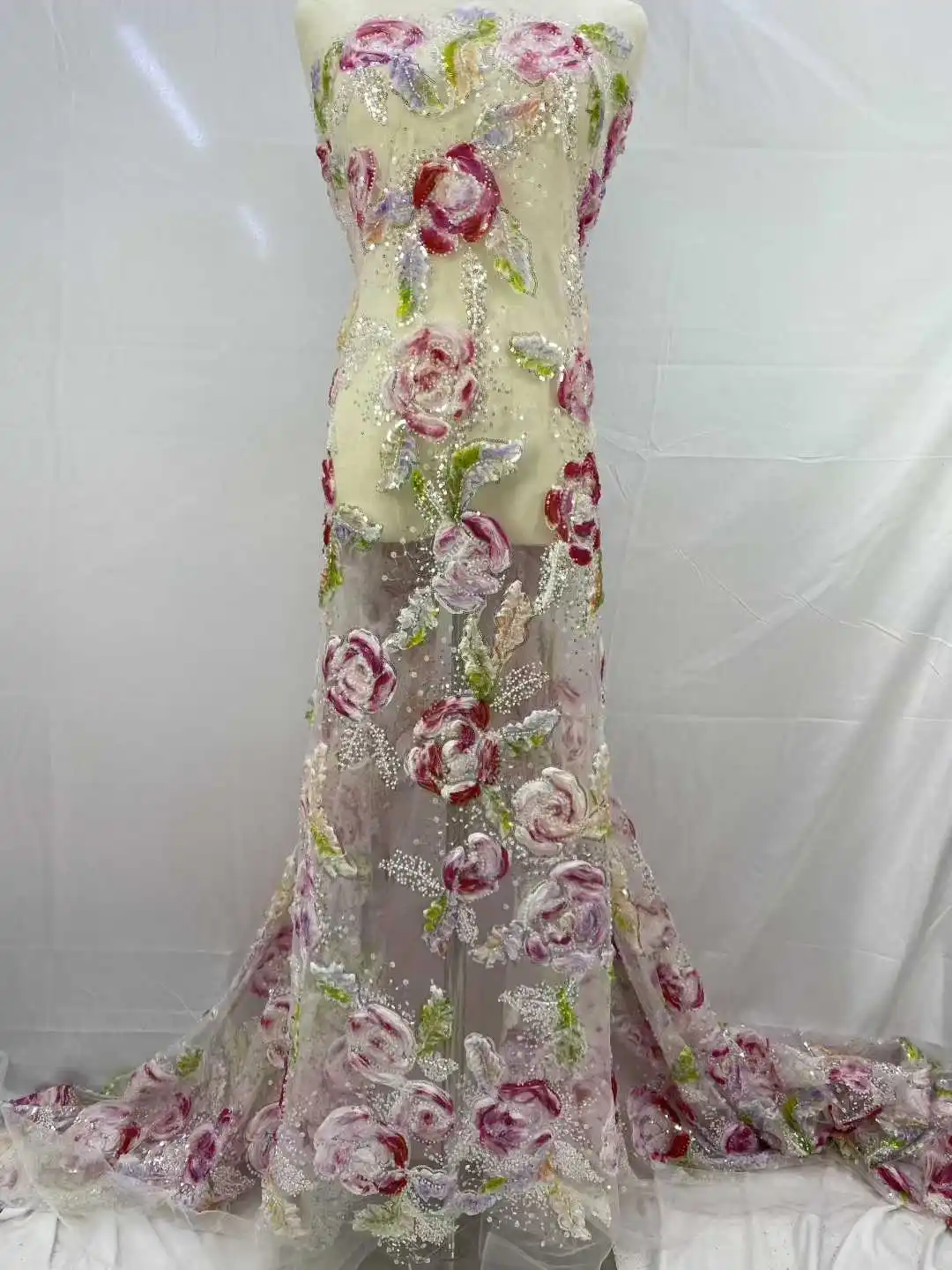 

High Quality Fashion African Beaded Tulle Embroidery 3D Flower Sequins Lace Fabric for Wedding Dress Party Sewing