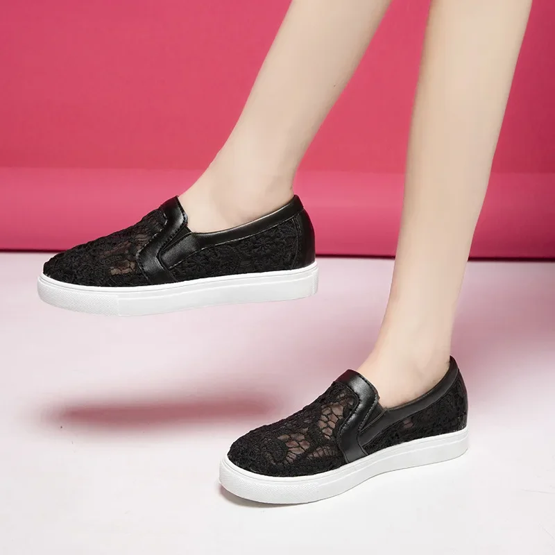 Women Shoes Summer Mesh Lace Women Casual Shoes Sneakers Breathable Hollow Flat Loafers Slip-On Height Increase Shoe2024