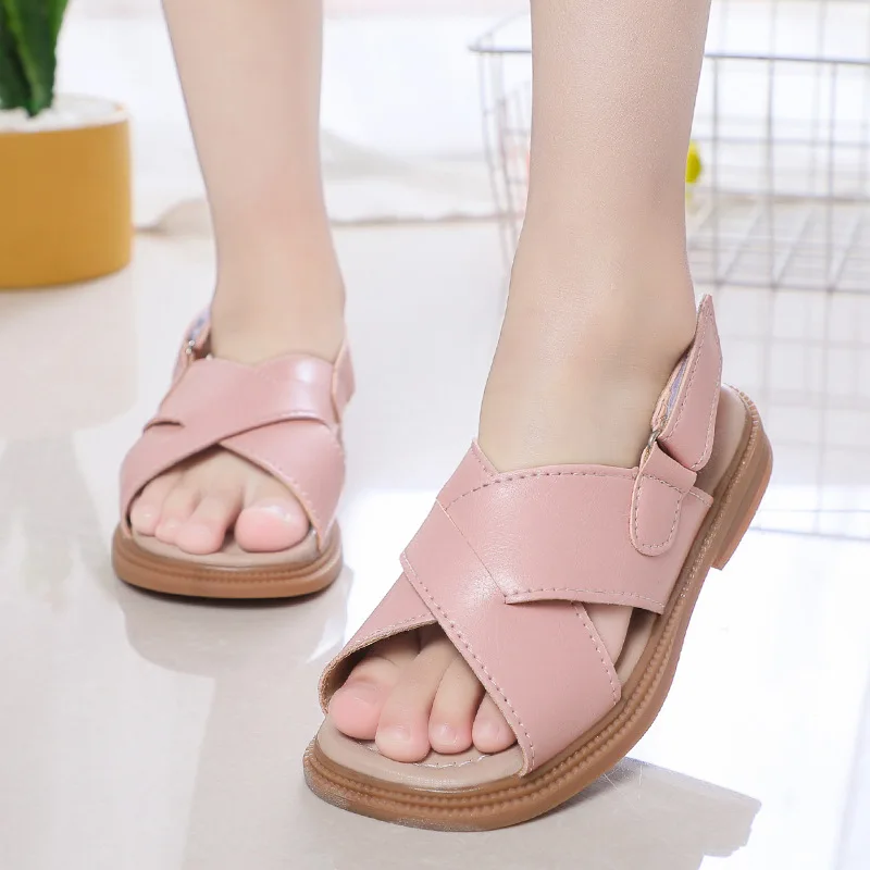 

Girls Sandals 2023 New Children's Hollow Soft Sole Shoes Cross Strap Fashion Princess Shoes Beach Shoes Cut-outs Summer CSH1513