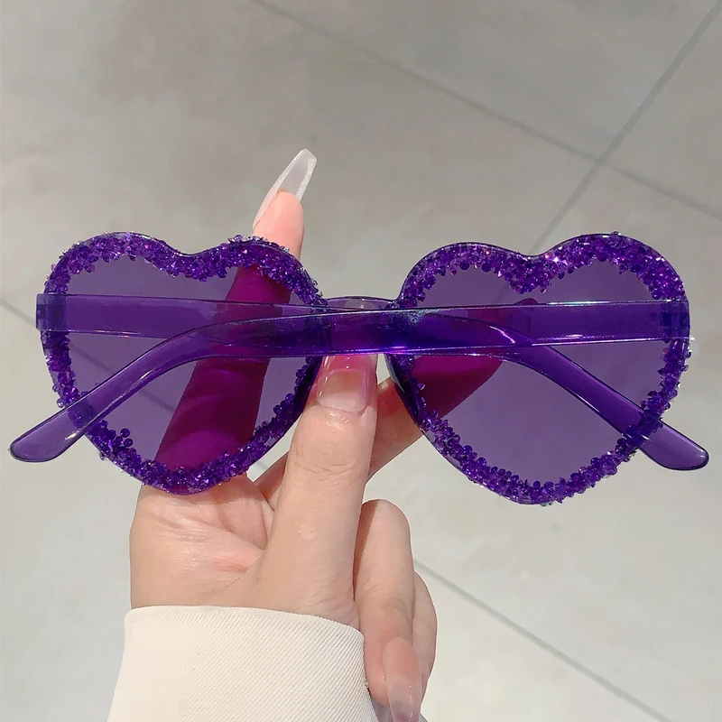 KAMMPT Mode Marke Kristall Shiny Shades Frauen Stilvolle Herz Dekor Trends Sonnenbrille Oversize Candy Farbe Strand Sonnenbrille – Detail 5
