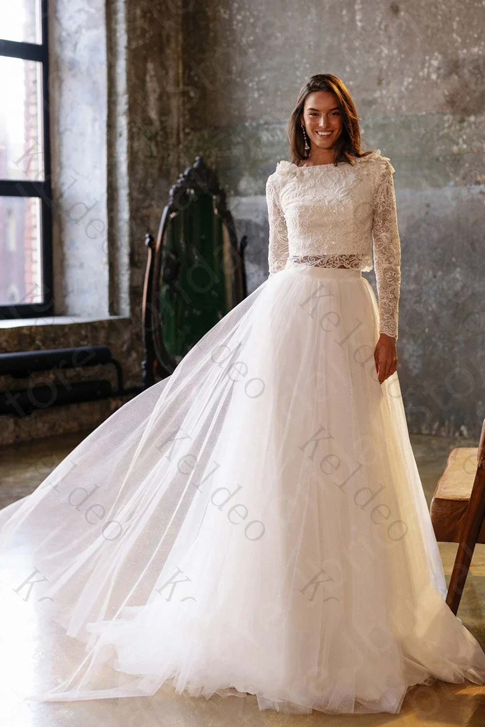 Customized Exquisite Round Neckline A-line Two Pieces Long Sleeve Wedding Dresses 2026 High Quality Lace Floor-Length Bride Gown