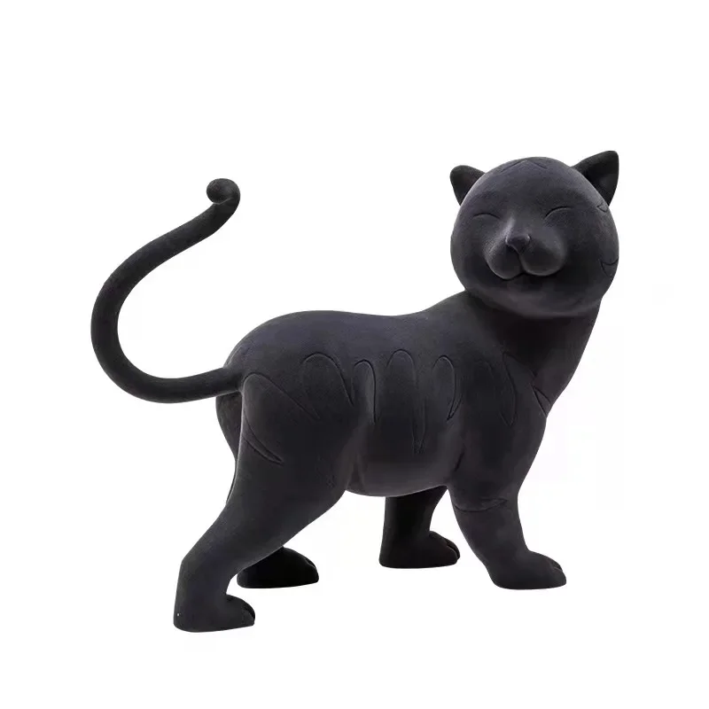 Modern creative home living room jewelry resin animal tabletop ornament, hotel wine cabinet model room