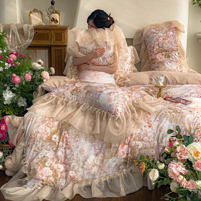 Spring and summer new French romantic lace four-piece pastoral princess style retro printed girl heart kit