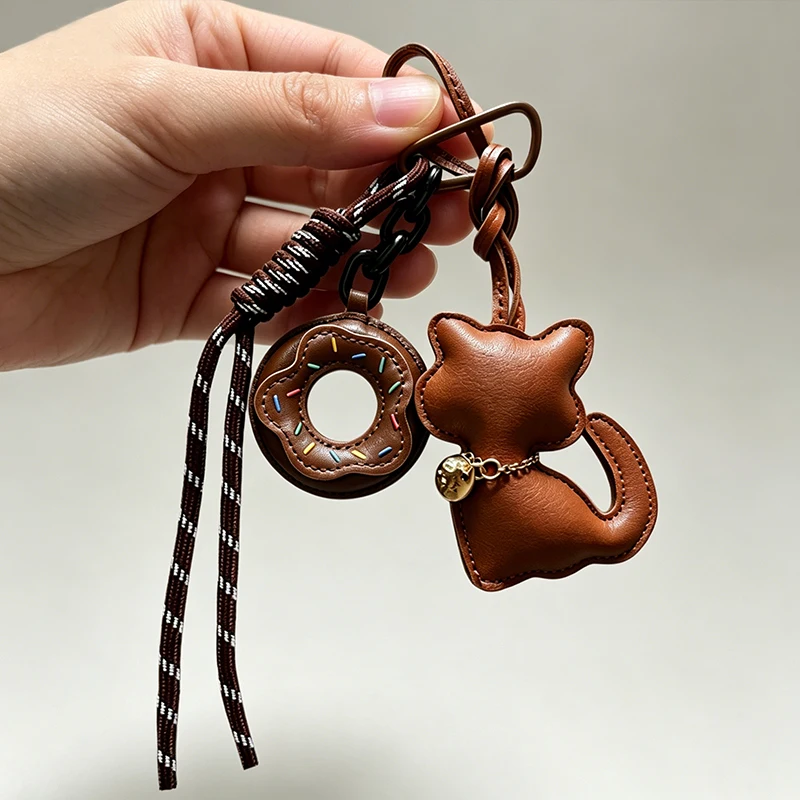 Stilvoller PU-Leder Katzen-Anhänger Schlüsselanhänger Taschenanhänger - Modisches & Spaßiges Accessoire für Taschen – Detail 2