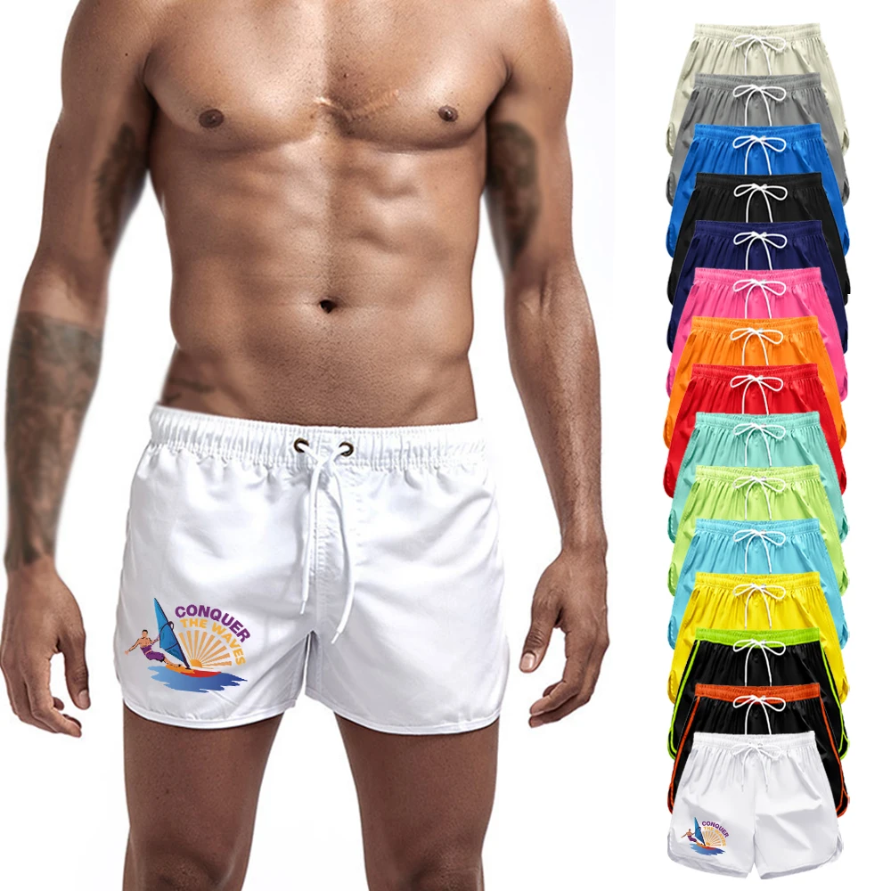 

Летние мужские плавки для плавания с быстросохнущей тканью, эластичным поясом и шнурком, с принтом "Conquer the Waves" и изображением серфборда.