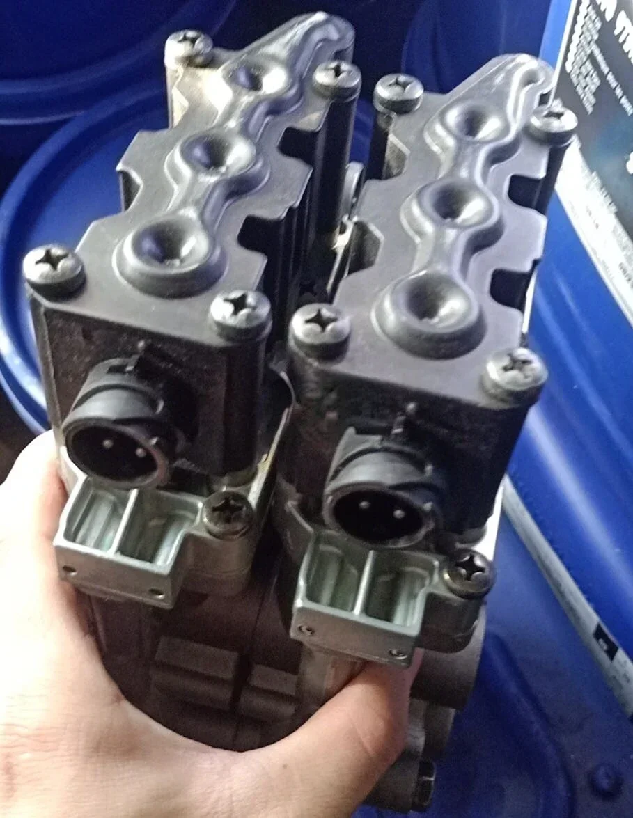 

Applicable to Mercedes-Benz Truck Altitude Valve 4729051110