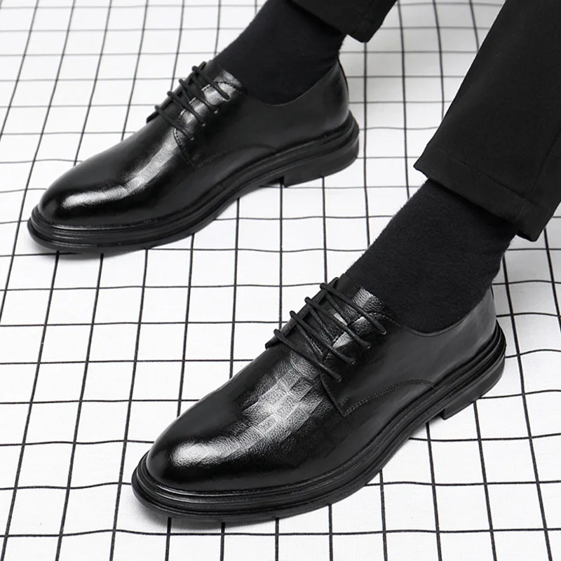 

2026 Spring Autumn New Men's Business Shoes Men's Formal Skin Shoes Casual Fashion Men Sneakers Social Elegant Trend Flat