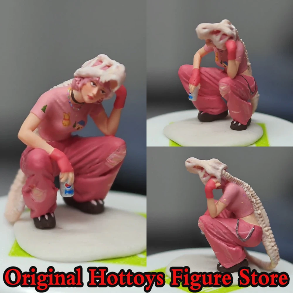 

1/64 Scale Female Soldier Pink Clothes Spicy Girl Mini Painting Sculpture Full Set About 2.7cm Action Figure Model Collection