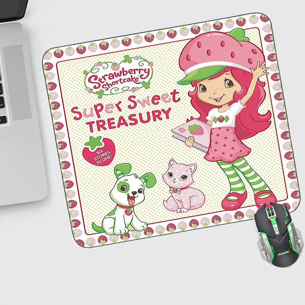 

Strawberry Shortcake Mouse Pad Small Gaming Accessories Keyboard Computer Offices Desk Mat Pc Gamer Non-slip Rubber Mousepad