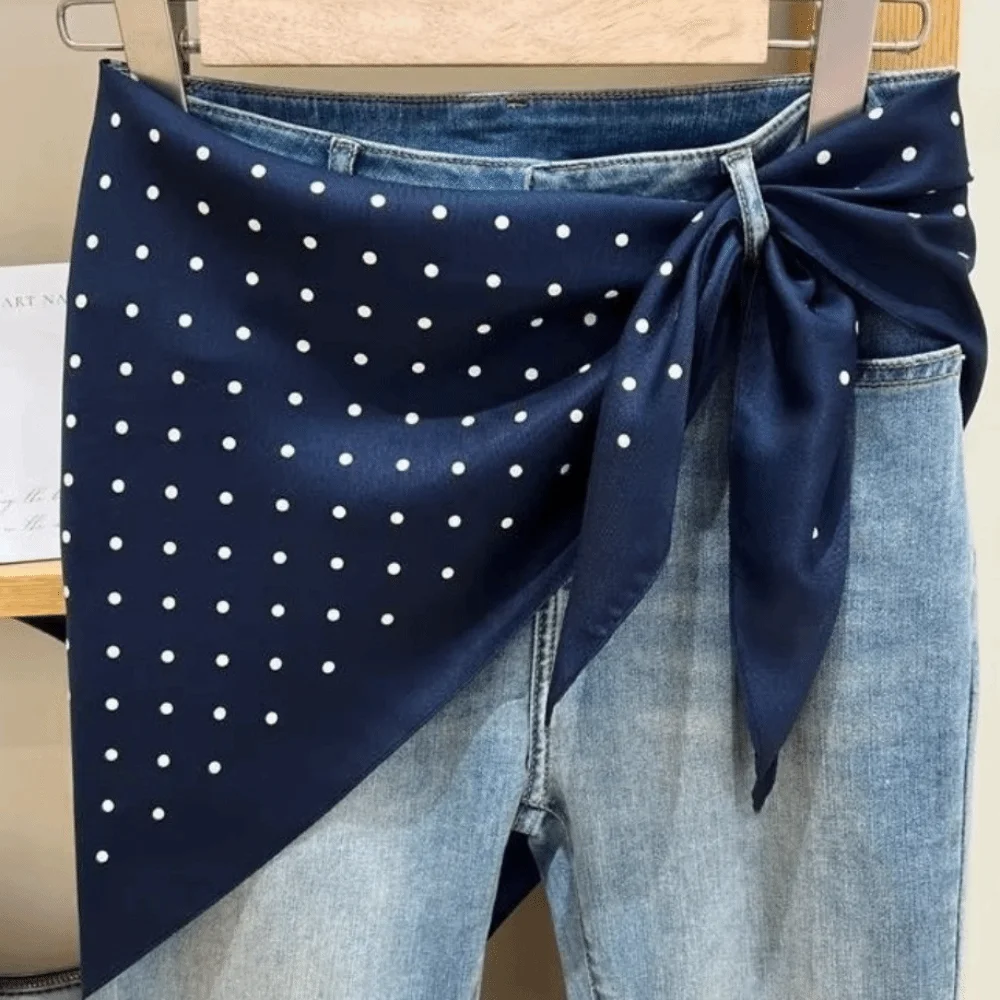 Elegent Polka Dot Head Scarf Polyester Vintage Imitation Silk Scarf Versatile Lightweight Waist Tying Scarf Travel Matching