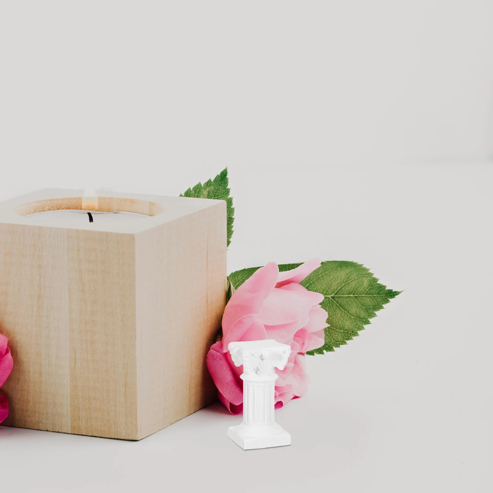 

4Pcs Roman Column Pedestal Mini Resin Pillar Holder Wedding Table Decor Outdoor Decor Roman Stand Outdoor Pedestal