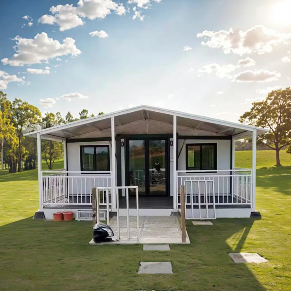 Customized Luxury Mobile Tiny Home 20Ft 40Ft Prefabricated Luxury Villa Small Expandable Container House With 2 3 4 Bedrooms