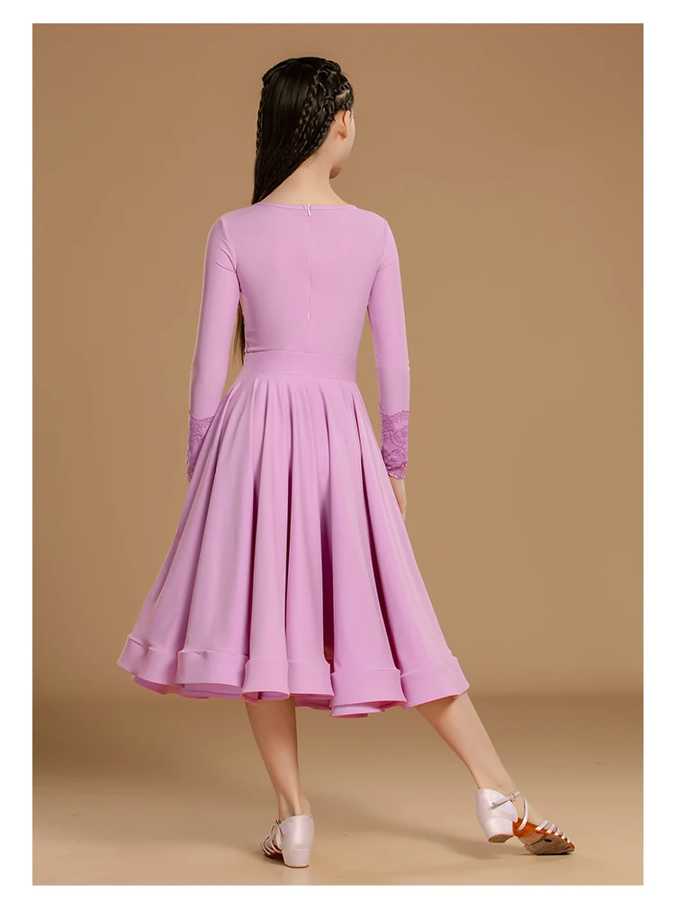 ชุดเต้นรำสมัยใหม่สำหรับผู้หญิง ชุดเต้นบอลรูมวอลซ์ ชุดเต้นรำสังคม ชุดเต้นรำชาช่า ชุดเต้นรำสแควร์ ชุดเต้นรำบิ๊กสวิง ชุดแข่งขันการแสดง