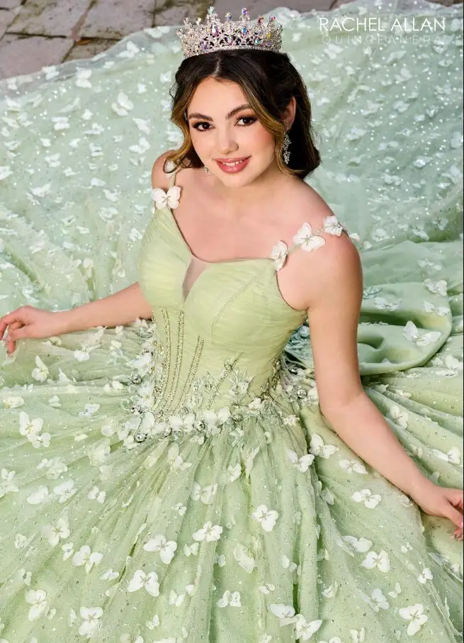 Vestidos de princesa verde salvia para quinceañera, corsé brillante Floral de mariposa de lujo para graduación, 15 años