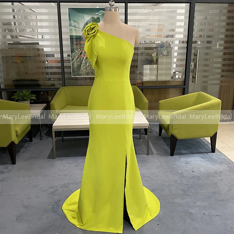 

Lemon Green Mermaid Bridesmaid Dresses One Shoulder Handmade Flower High Slit Ladies Wedding Party Dress Maid Of Honor Gowns