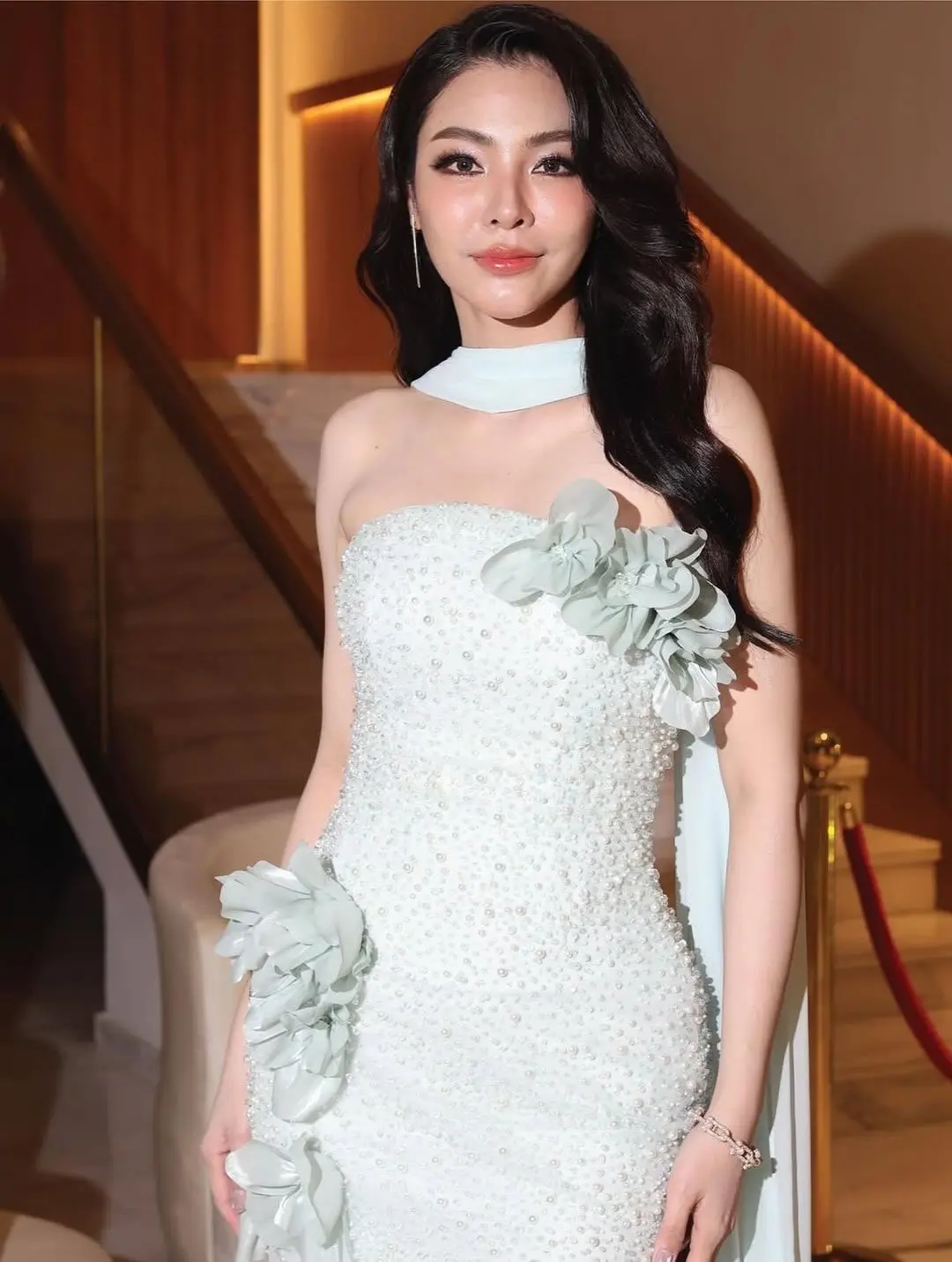 Ofherown luxo luz verde pérola vestido de noite com cachecol feminino sem alças flor 3d vestido de baile islavlaş ة