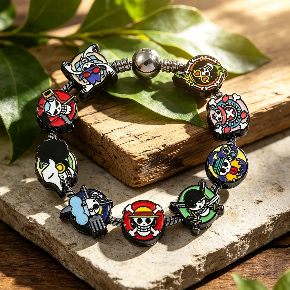 One Piece Charm Bracelet, Anime Straw Hat Pirates Crew Skull Beads Bracelet, Luffy Zoro Nami Cosplay Jewelry Gift for Fans