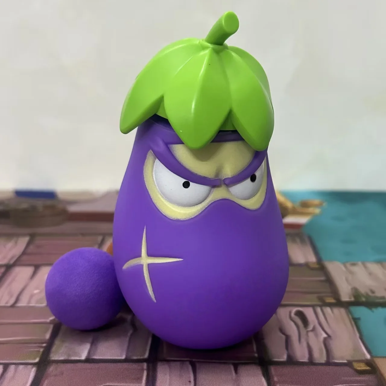 

Eggplant "New Plants vs. Zombies" This is a soft rubber toy game scenario, shooting game and birthday gift toy.