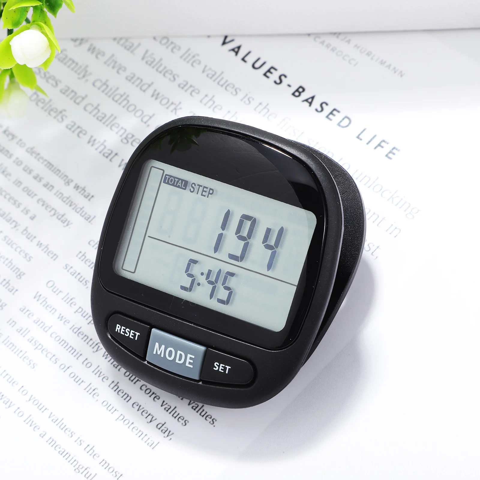 

Walking Pedometer Accurate 3D Sensor Compact Portable Clip On Belt Durable Plastic 7-Day Memory Easy Use Outdoor