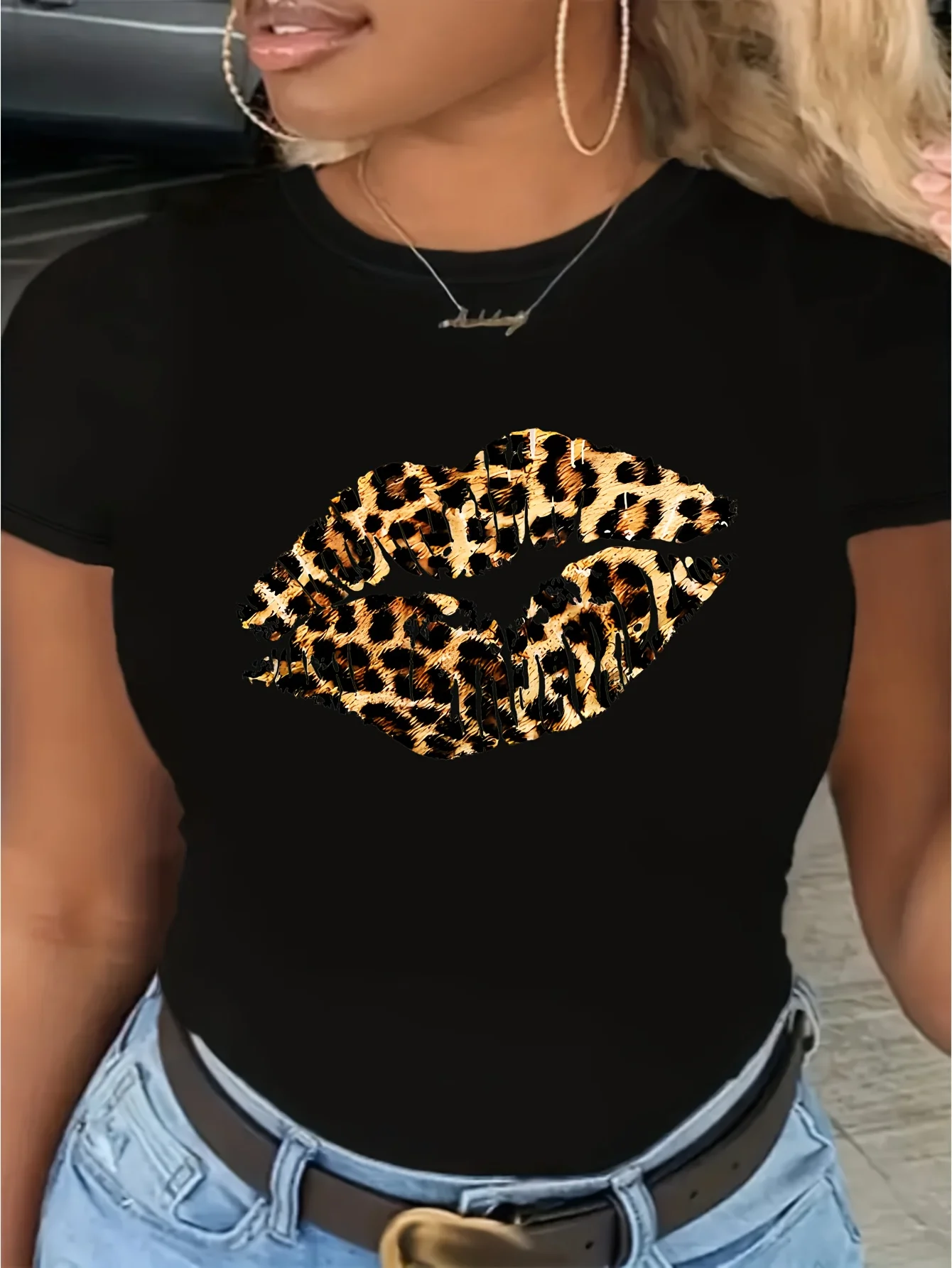 Women's Leopard Lip Graphic T-Shirt Casual Short Sleeve Crew Top Women Tshirt Streetwear Tees Tops