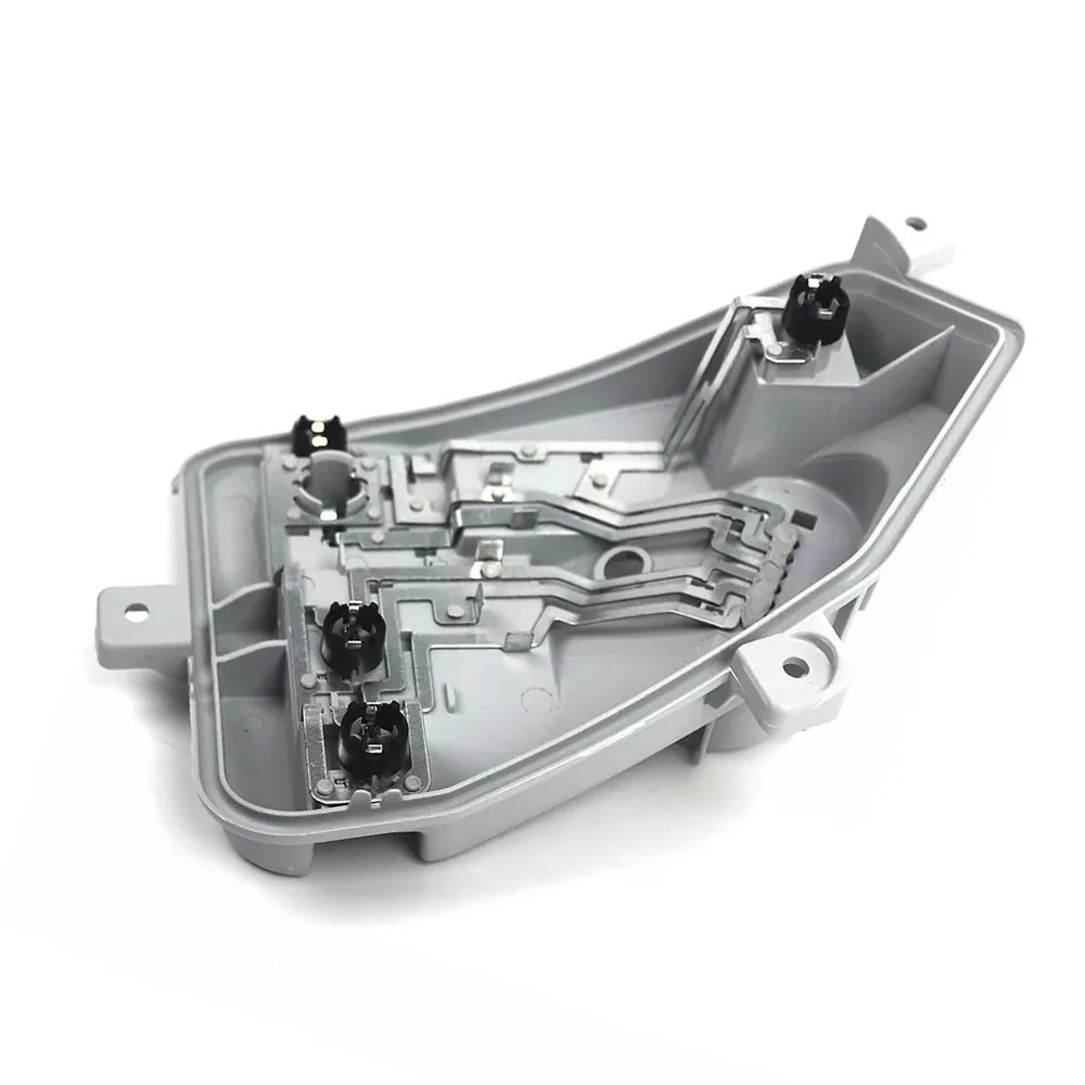 For Mercedes-Benz 2012-2018 W176 A-Class A160 A180 A200 Rear Left/Right Taillight Lamp Carrier Socket Accessories A1768200177 view 4
