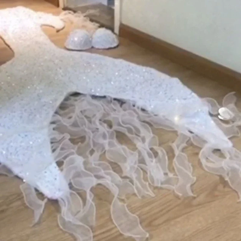 Mermaid sequined tail, pure white fish skin, small sequins, heavy industry mermaid diving tail