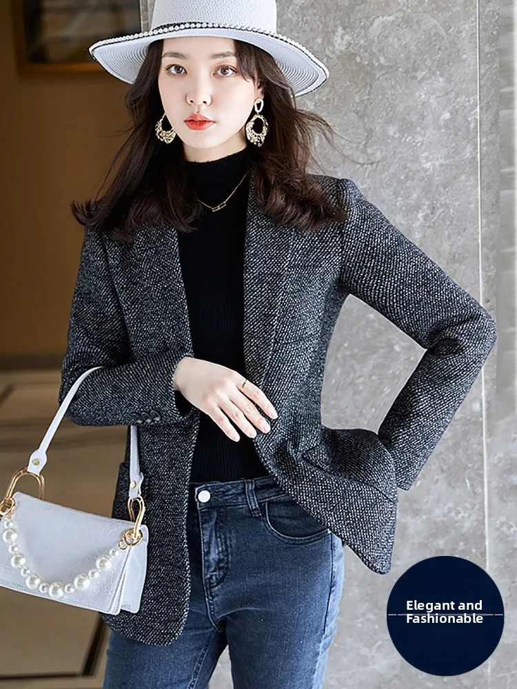 Black Career Women's Suit Jacket 2026 New Spring Autumn Loose Vintage Professional Woolen Coat Button Style Commute Fashion