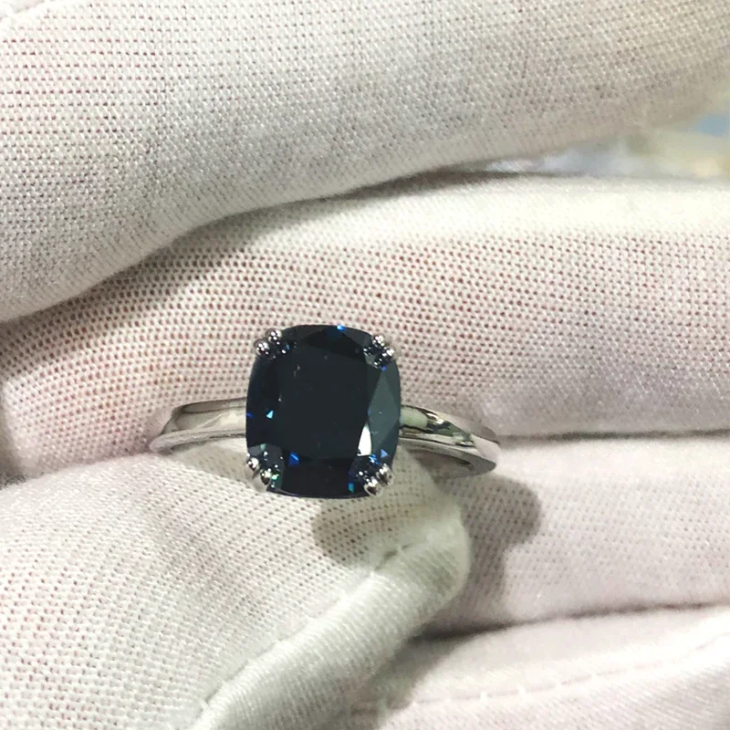 Moissanite Stone 925 Sterling Silver 18K Gold Ring 9x10mm Crushed Ice Cushion Cut Vivid Blue Color Moissanite Gemstones Wedding