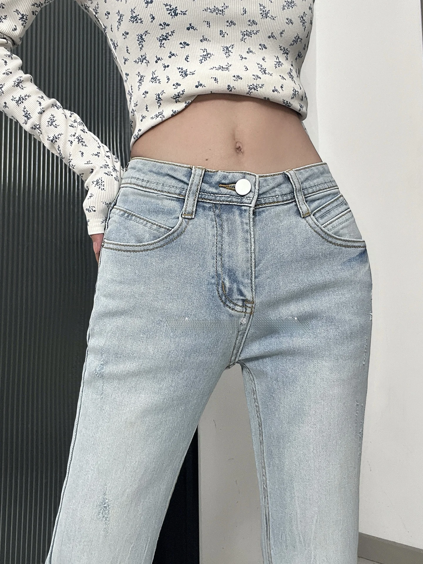 

Retro Washed Bell Bottom Slim Fit Low Waist Denim Jeans Women's Butt Lifting Micro Flared Pants Cotton Village Brand