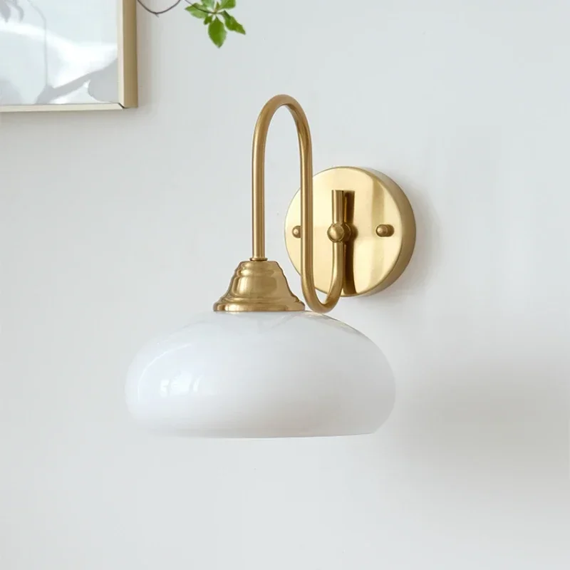 Imagem -04 - Lâmpada de Parede Francesa Pequena Creme Estilo Vidro Cabeceira do Quarto North Ouyang Hallway Light Decoração Retro Personalidade Led High-end