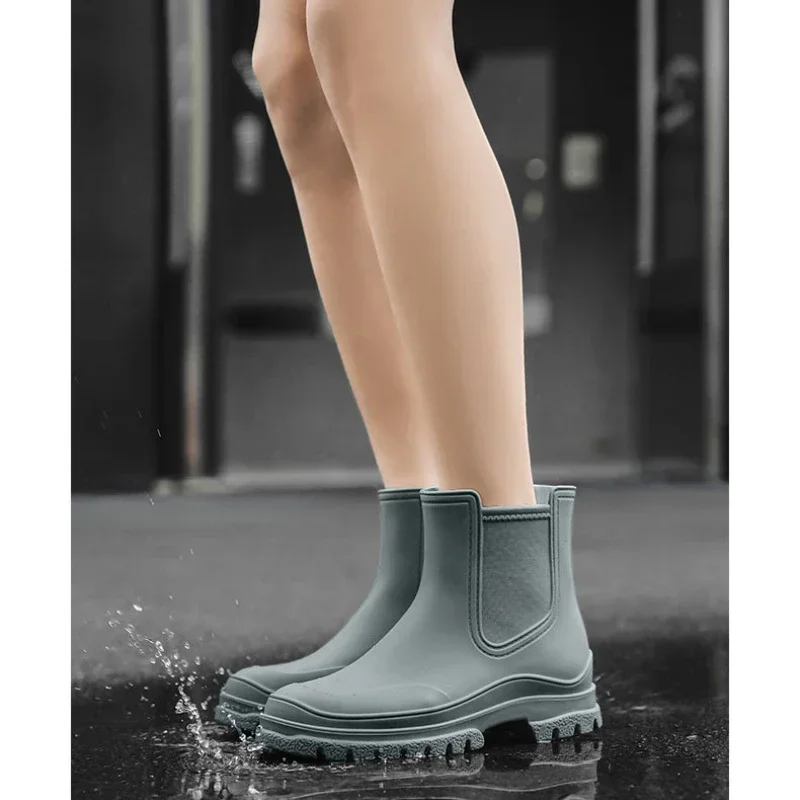 Botas de lluvia impermeables para mujer, zapatos de goma antideslizantes, estilo Chelsea, para exteriores, pesca, jardín