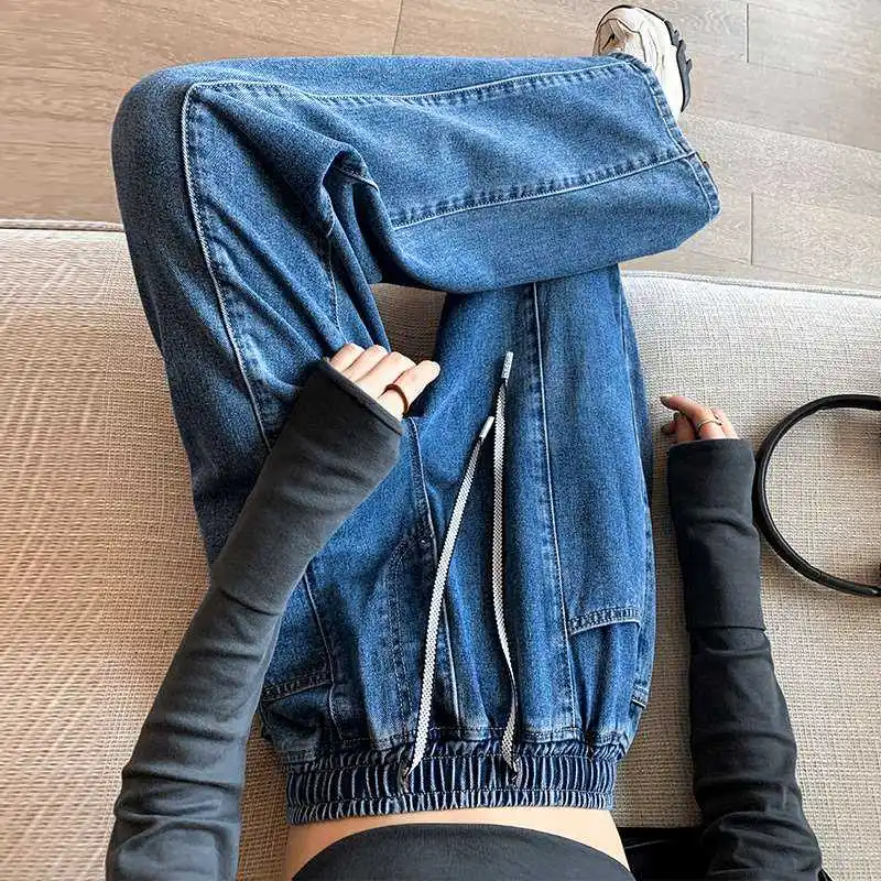 

Джинсы прямого кроя с высокой талией, широкими штанинами, свободного покроя, для высоких, стройных, из денима, с эффектом выцветания, с отделкой из искусственной кожи, синие