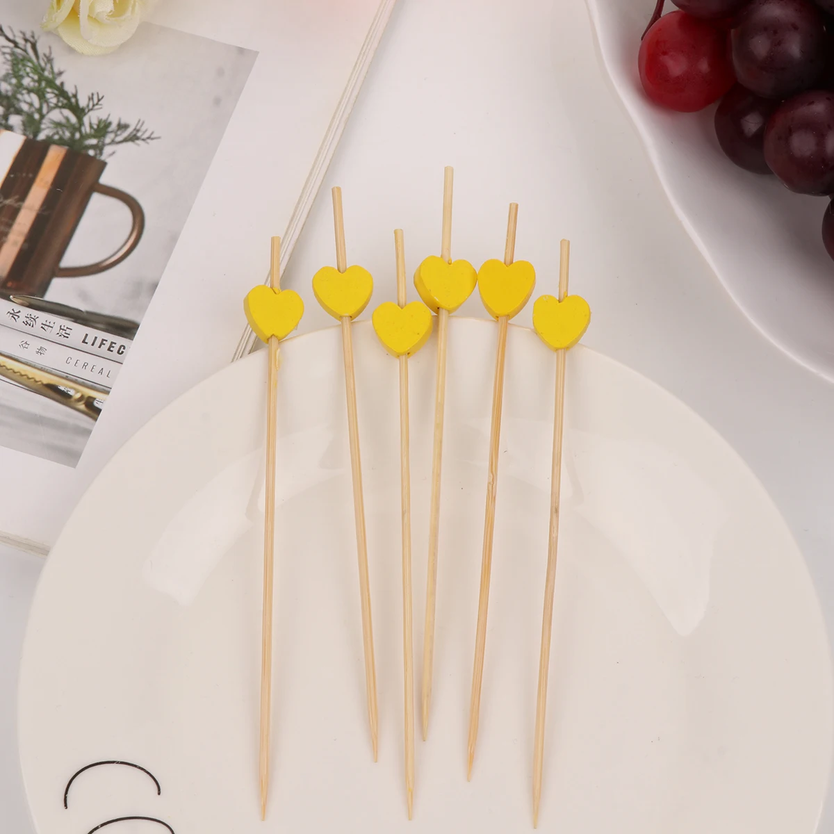 

2 Pack/200 Skewers for Appetizers Heart Fruit Stick Cocktail Picks Fancy Wooden
