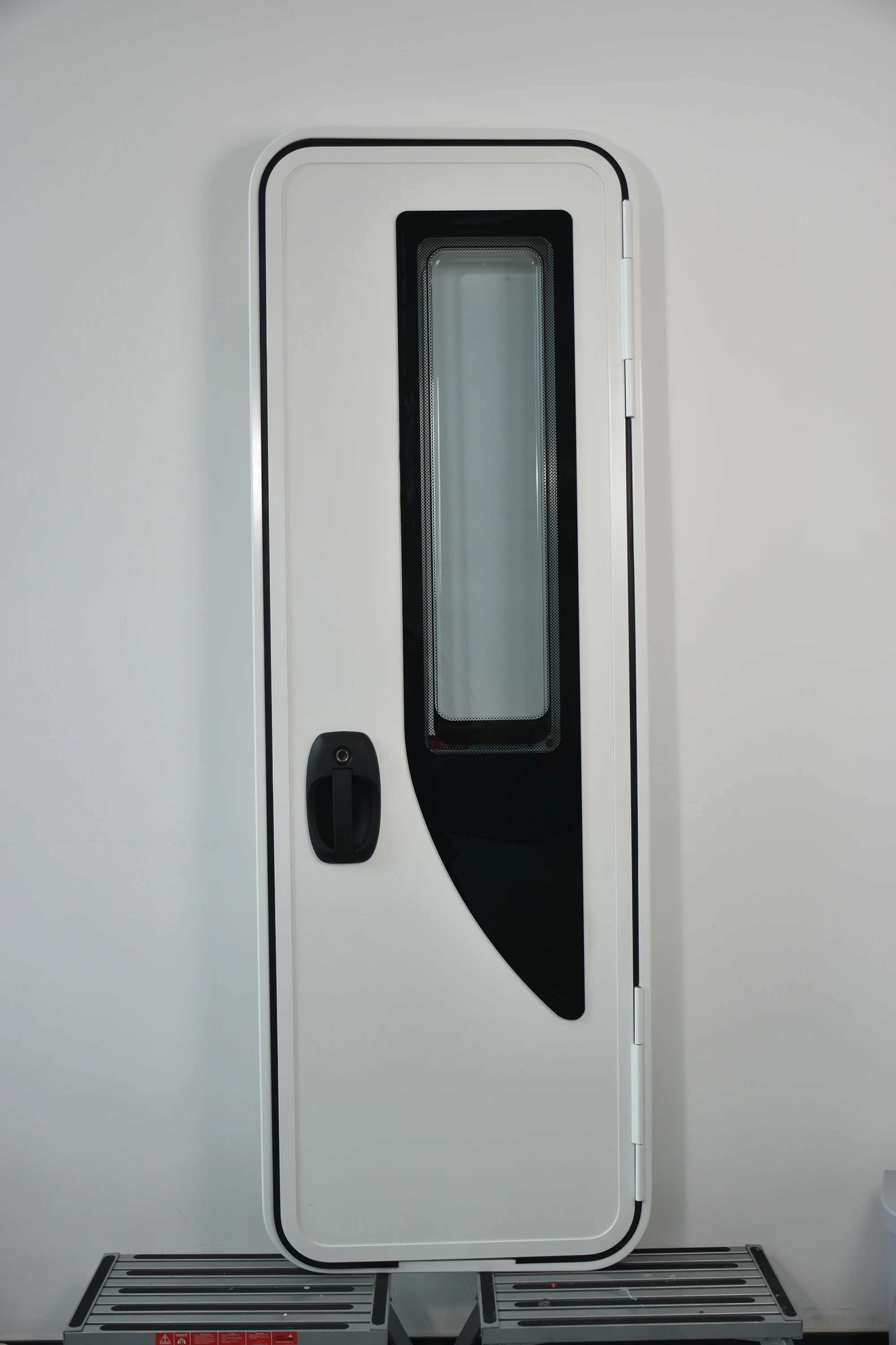 Airow auto Automatic Lock Aluminum Insulation Camper Trailer Passenger Door Caravan Accessories Entry Door RV Passenger Door view 2